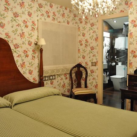 Hotel Casa Fernando III Ballota Buitenkant foto